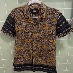Scotch and soda button up